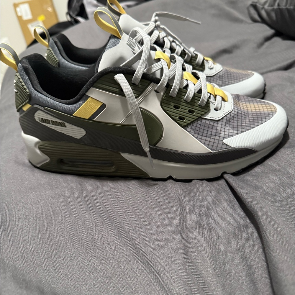 Nike Air Max 90 Drift Men's Sneakers - Olive, Yellow, Gray